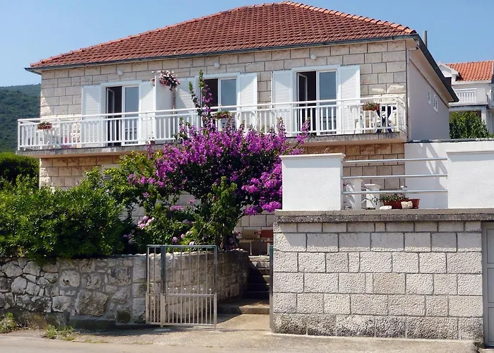 Lägenhet Family-friendly With Swimming Pool Kneza, Korcula - 9130